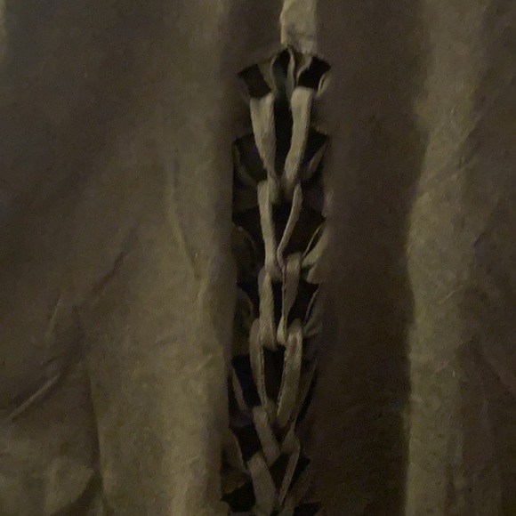 Ladies top - Picture 3 of 4